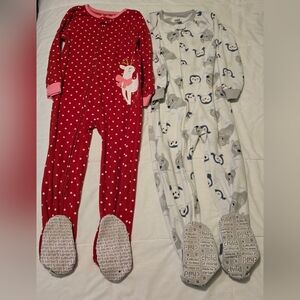 Carters Size 5T Christmas Footie Pajamas Lot Of 2